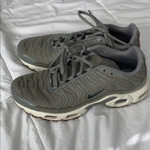 Nike Air Max TN Sage Green Gray
